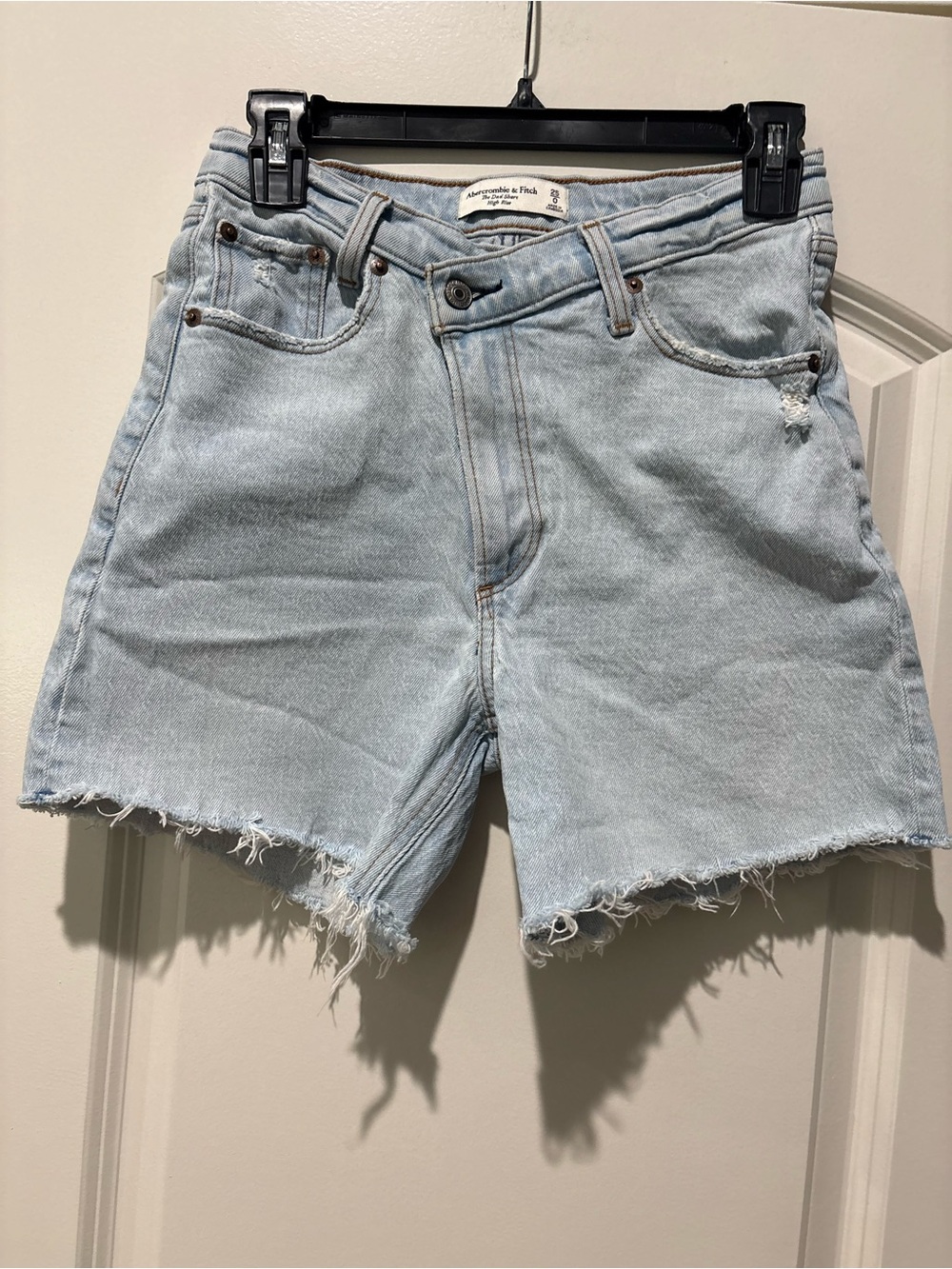 Abercrombie & Fitch The Dad Short High Rise Denim Shorts Light Wash 25/0